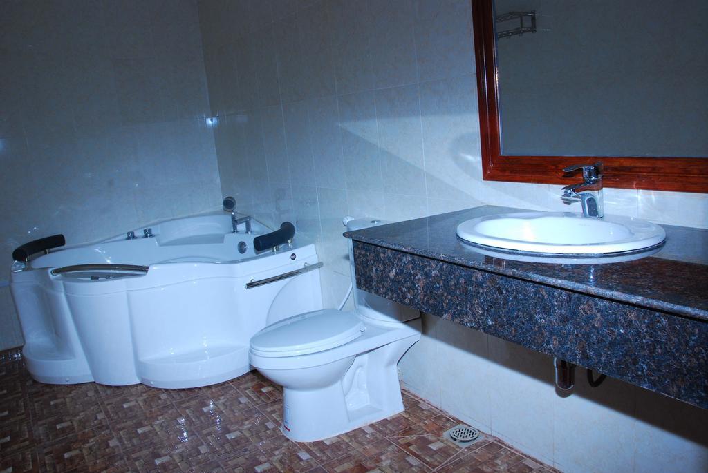 Emerald Bb Battambang Hotel Δωμάτιο φωτογραφία