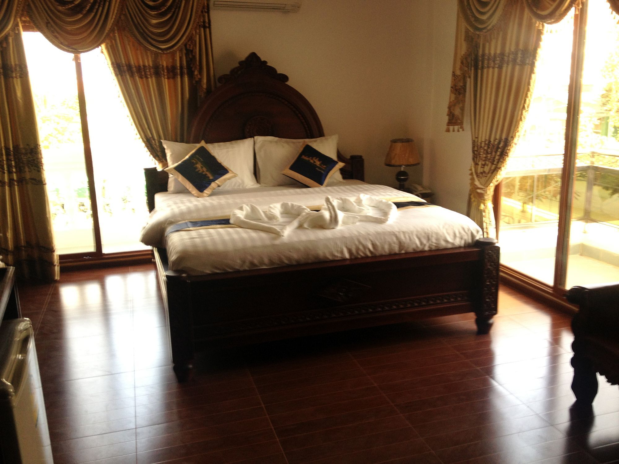 Emerald Bb Battambang Hotel Εξωτερικό φωτογραφία
