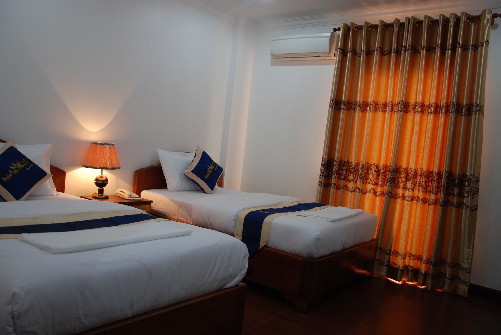 Emerald Bb Battambang Hotel Εξωτερικό φωτογραφία